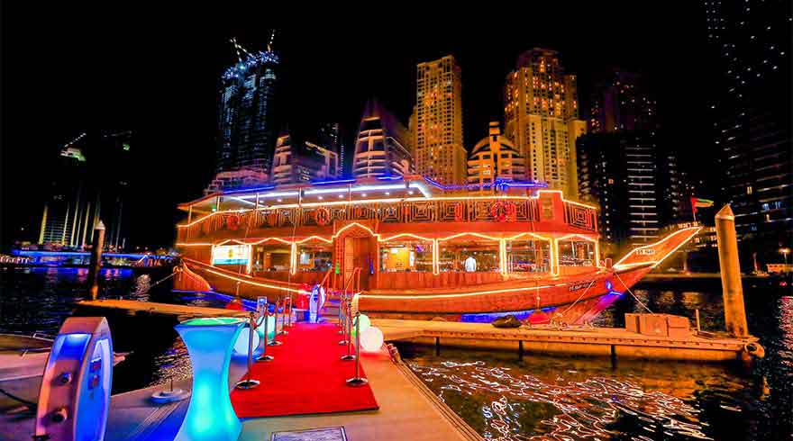 dubai-dhow-cruise-marina